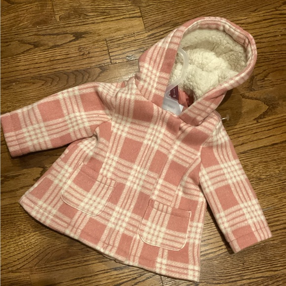 NWOT OLD NAVY GIRLS PINK & IVORY PLAID HOODED COAT SZ. 3-6 M - Picture 2 of 16